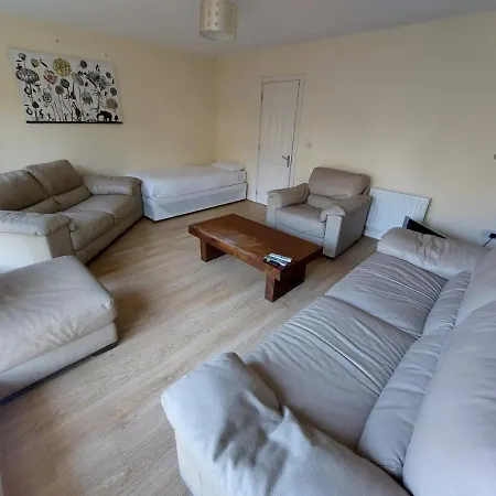 Apartment D13 Self Catering Townhouse